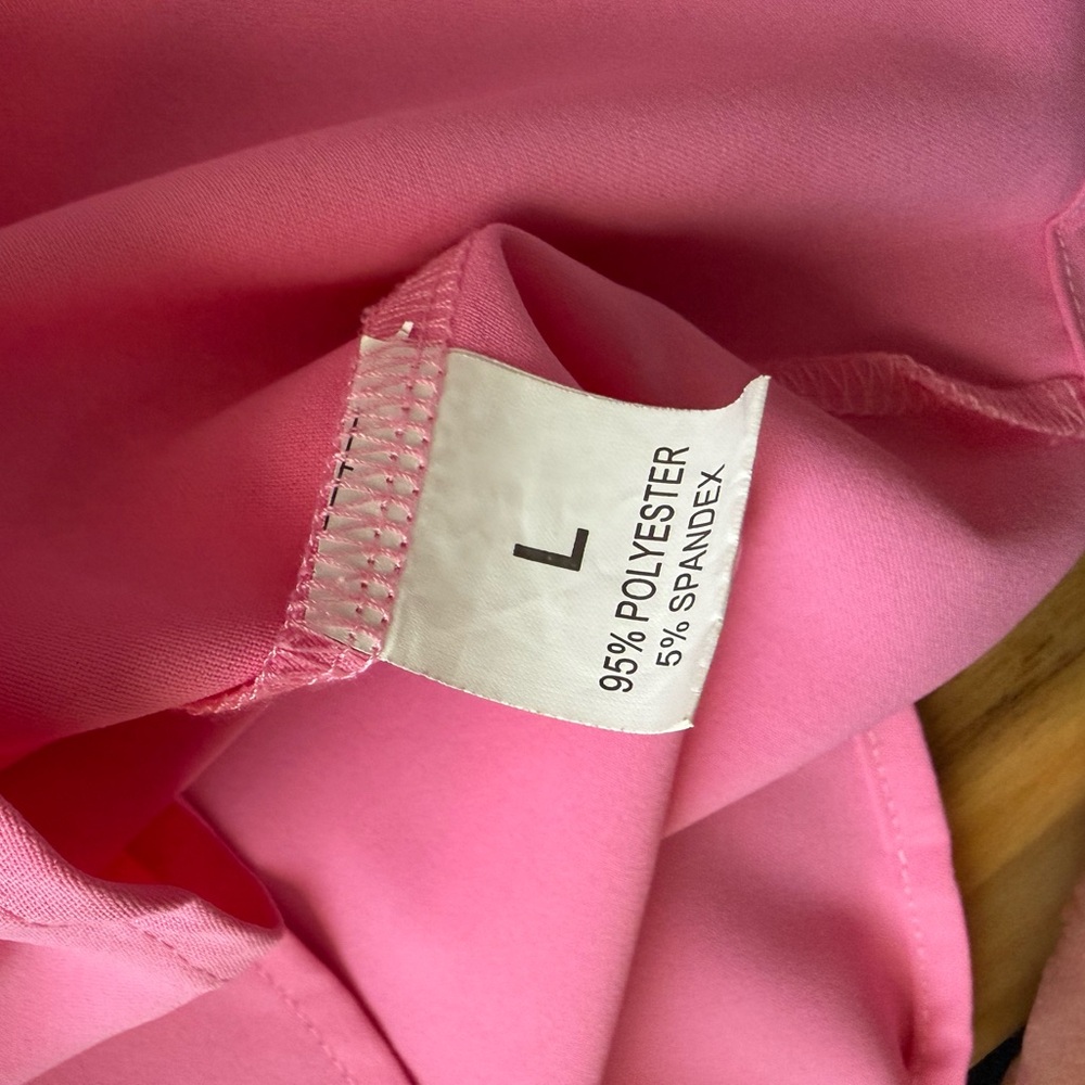 Miduo Racerback V-Neck Tank - size L - Picture 3 of 3